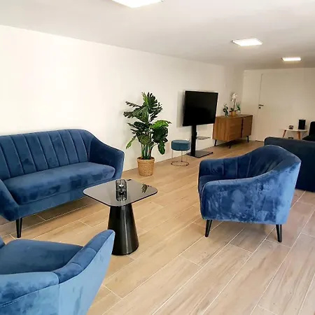 Vue A Classee 4 Etoiles-piscine Chauffee Вилла