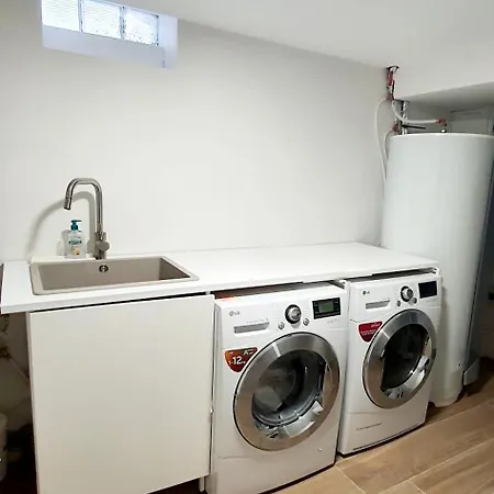 Vue A Classee 4 Etoiles-piscine Chauffee Антиб